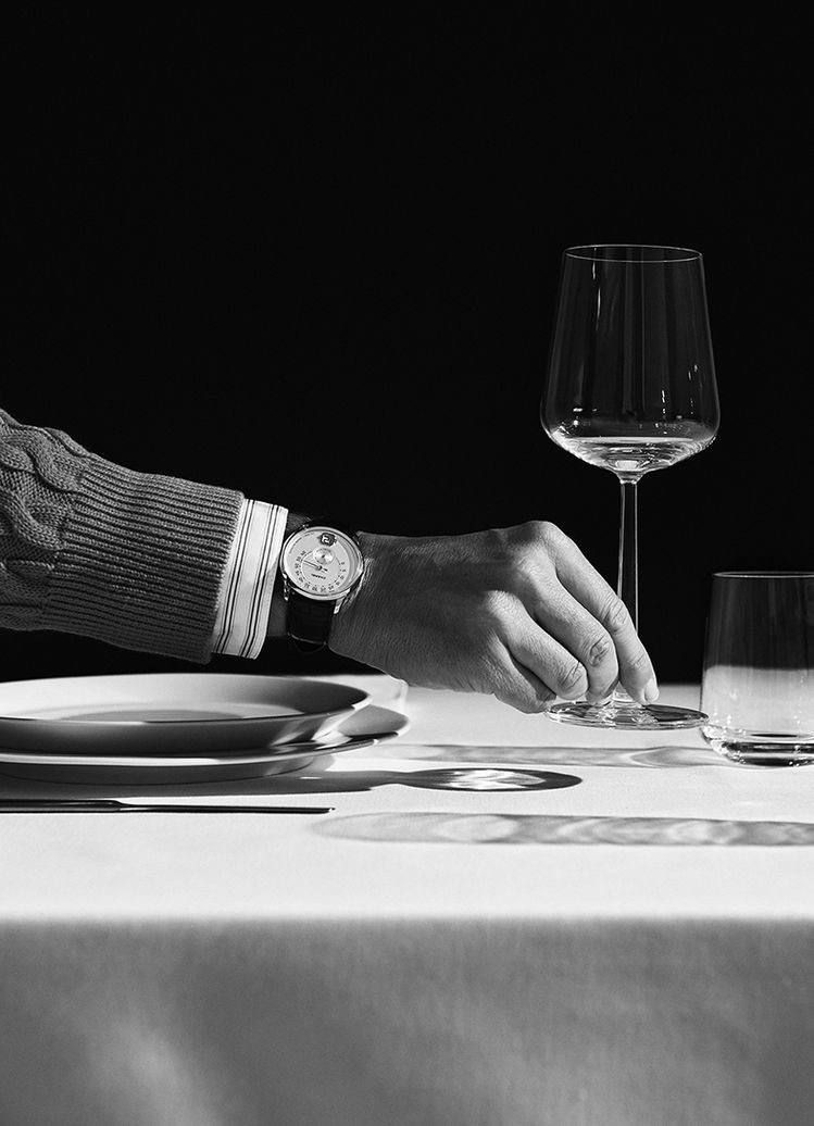 Portfolio frame 13 — Thirsty Crow Portfolio